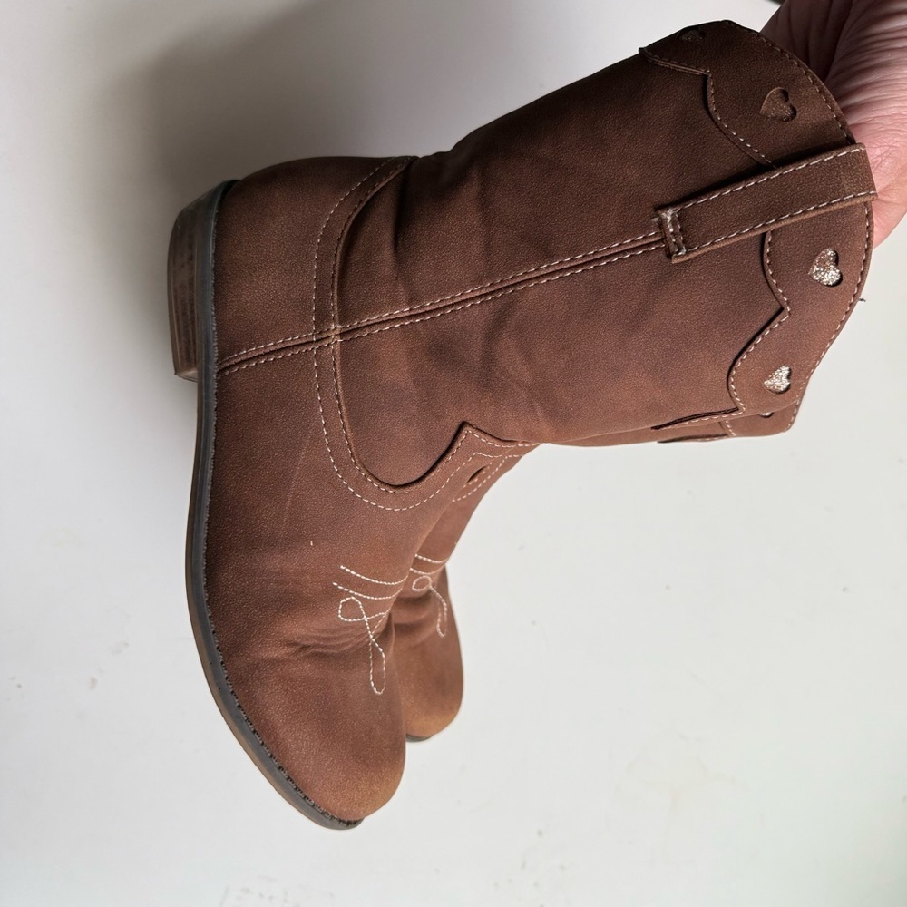 Gymboree Brown Kids Boots with Heart Accents - Picture 3 of 11
